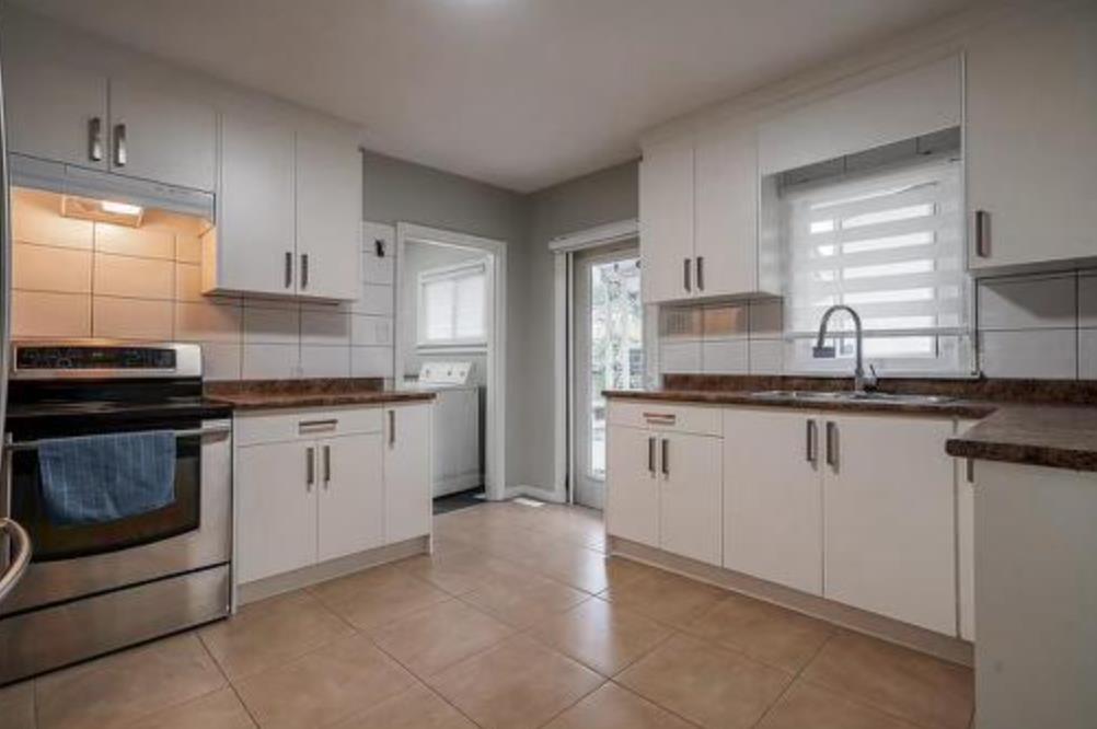 Property at 13960 BRENTWOOD CRESCENT image 2