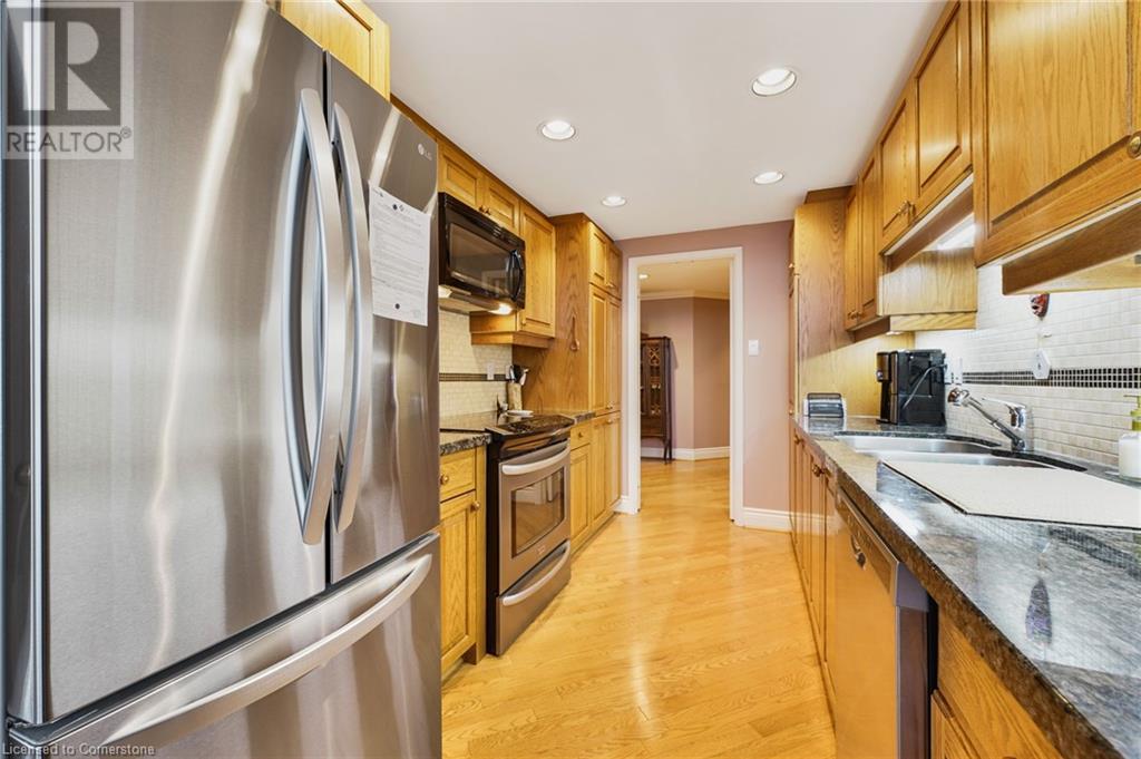 1905 Pilgrims Way Unit# 605, Oakville, Ontario  L6M 2X2 - Photo 17 - 40686736