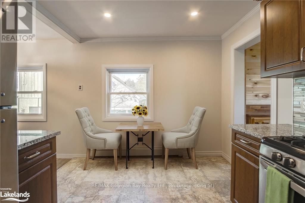 29 Ash Street, Tay, Ontario  L0K 2C0 - Photo 10 - S10440026