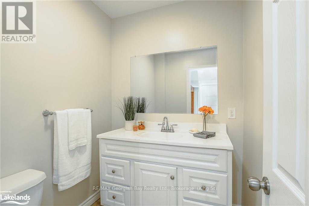 29 Ash Street, Tay, Ontario  L0K 2C0 - Photo 12 - S10440026