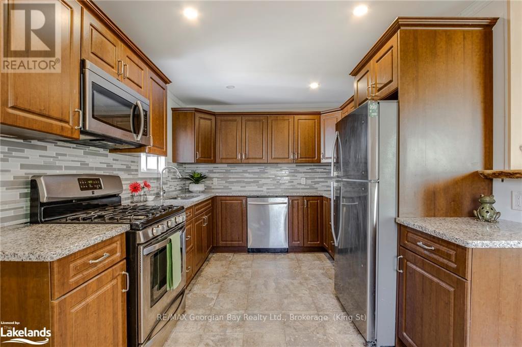 29 Ash Street, Tay, Ontario  L0K 2C0 - Photo 9 - S10440026