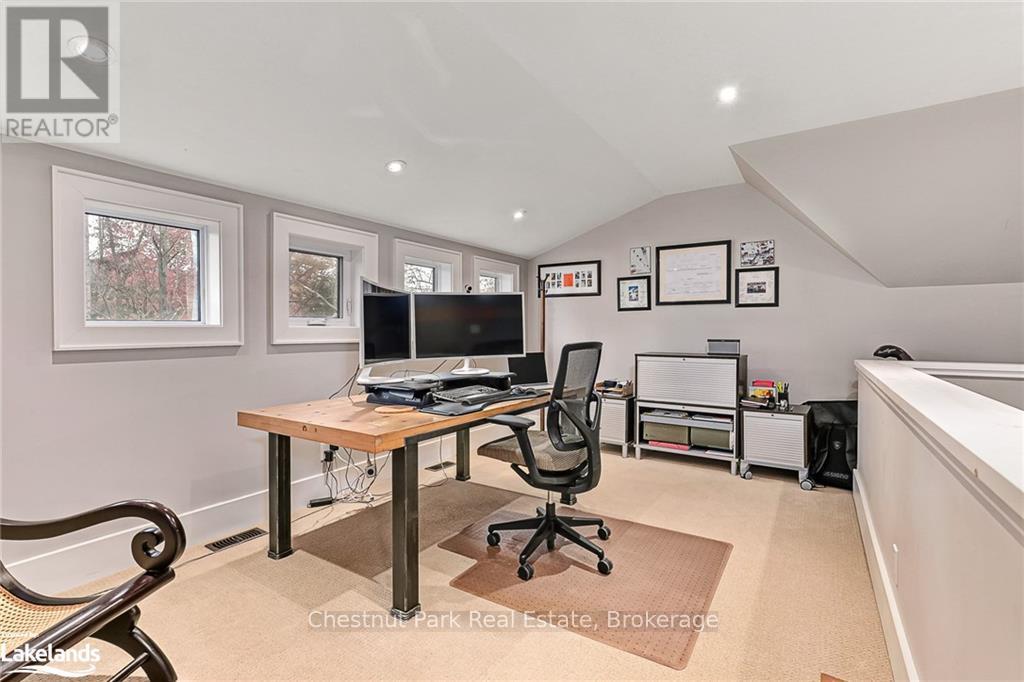 15 Northwood Drive, Clearview, Ontario  L9Y 3Y9 - Photo 17 - S10438371