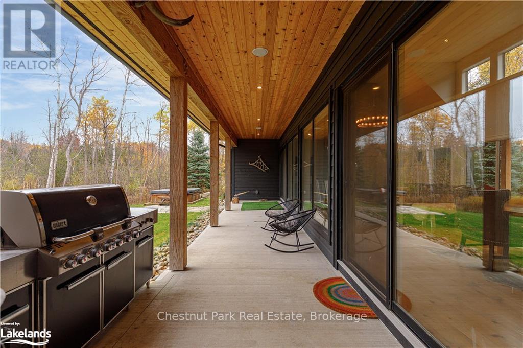 15 Northwood Drive, Clearview, Ontario  L9Y 3Y9 - Photo 5 - S10438371