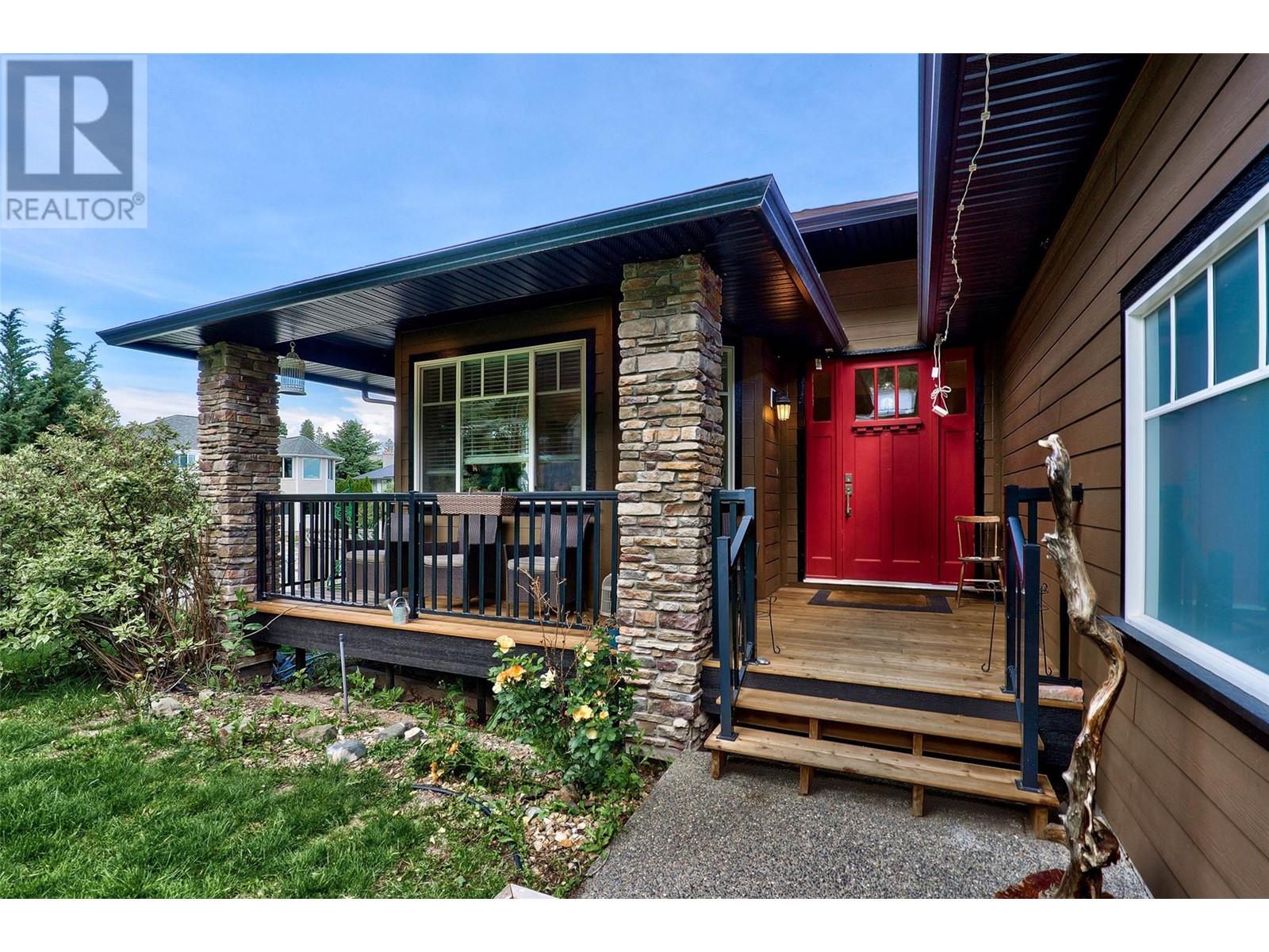 Property at 2802 Squamish Court image 3