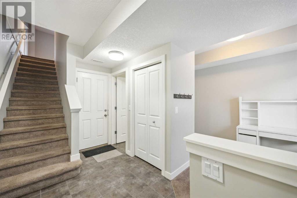 208 Silverado Common Sw, Calgary, Alberta  T2X 0S5 - Photo 4 - A2182709