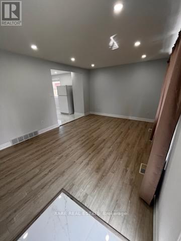 Property at 1942 DULUTH CRESCENT image 3