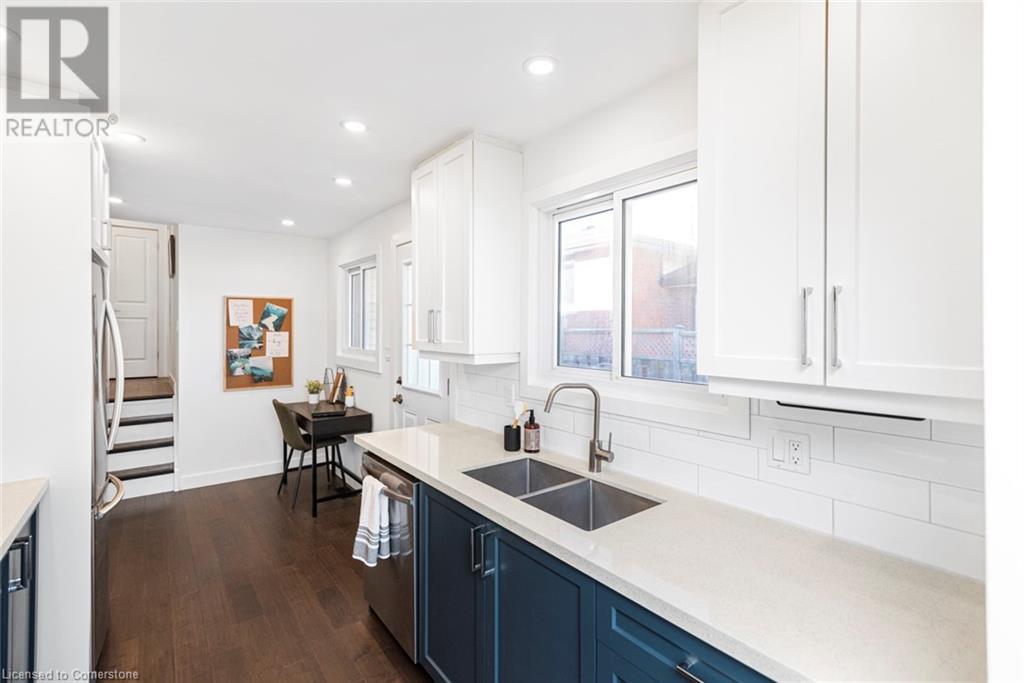 273 Bonaventure Drive, Hamilton, Ontario  L9C 7B2 - Photo 15 - 40670020