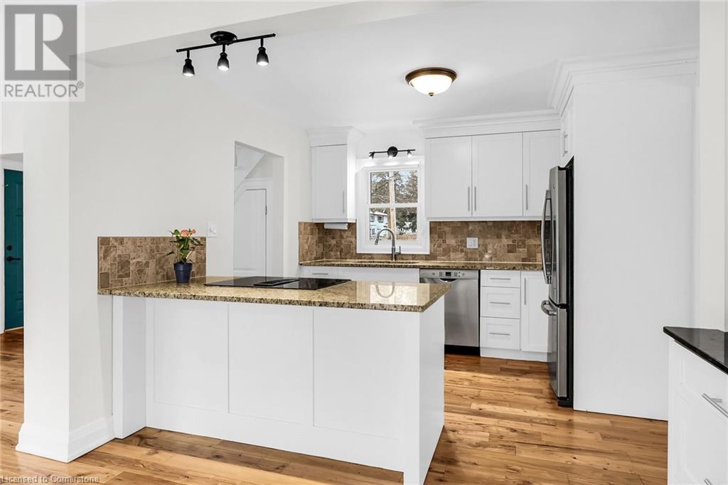 115 Gibson Street, Grimsby, Ontario  L3M 1G8 - Photo 8 - 40683578