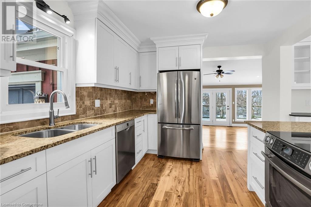 115 Gibson Street, Grimsby, Ontario  L3M 1G8 - Photo 10 - 40683578