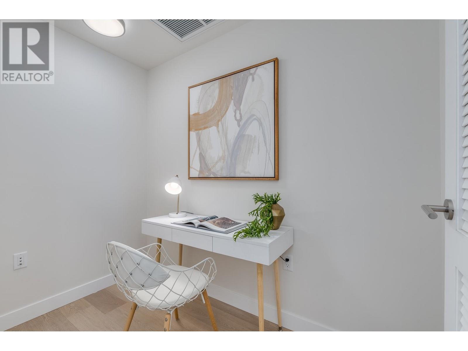 Listing Picture 18 of 30 : 107 5005 ASH STREET, Vancouver / 溫哥華 - 魯藝地產 Yvonne Lu Group - MLS Medallion Club Member