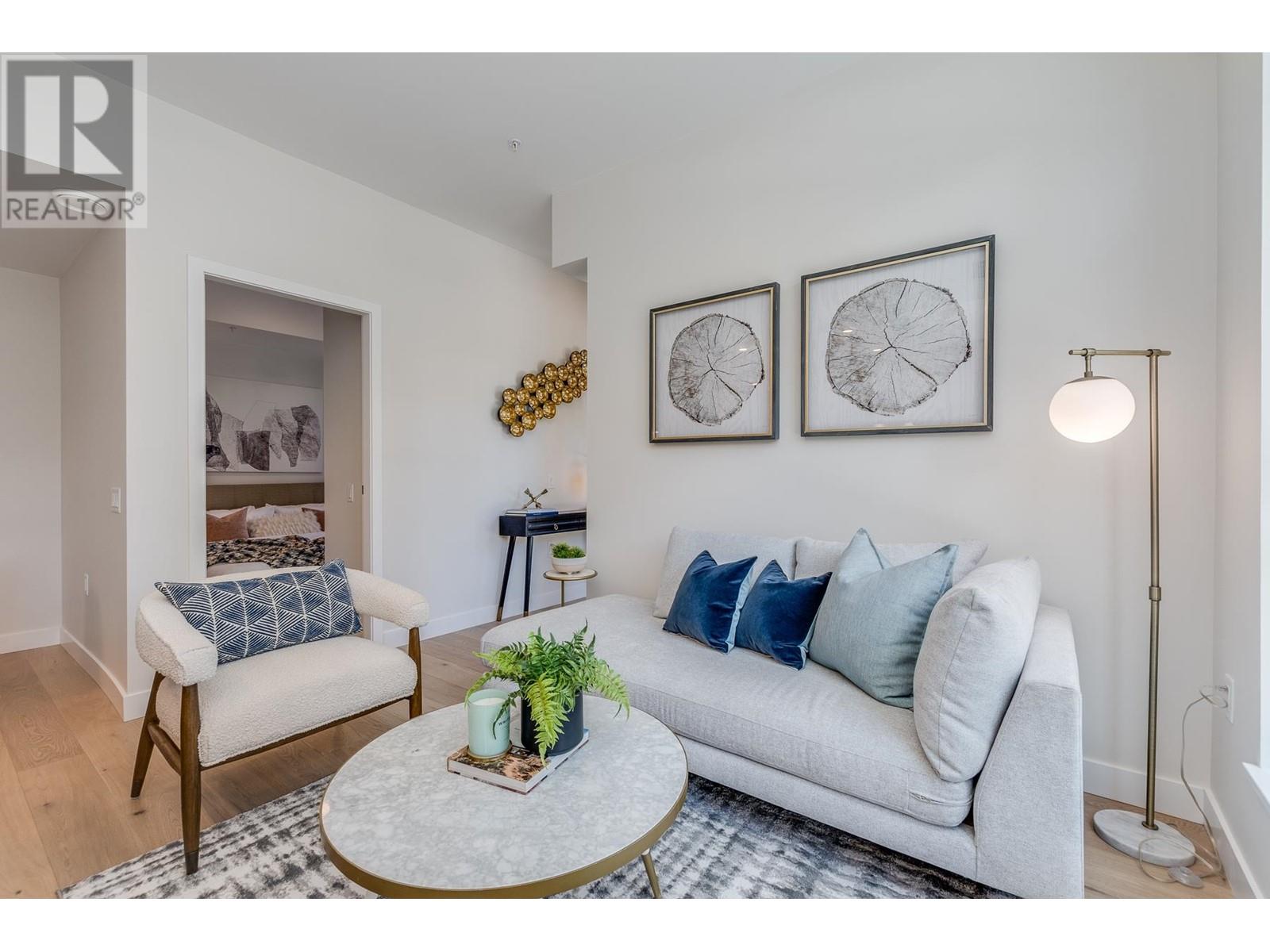 Listing Picture 6 of 30 : 107 5005 ASH STREET, Vancouver / 溫哥華 - 魯藝地產 Yvonne Lu Group - MLS Medallion Club Member