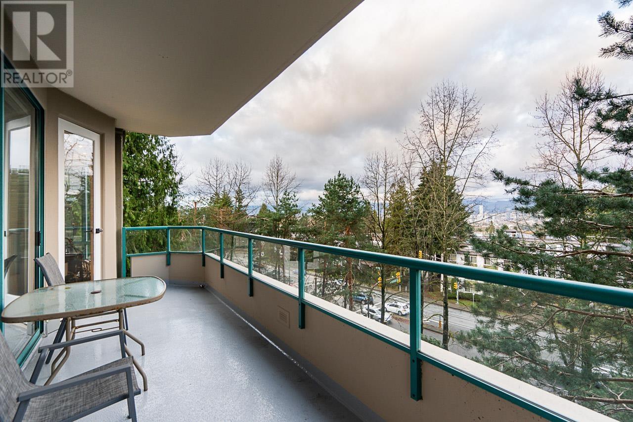 Listing Picture 27 of 33 : 505 4603 HAZEL STREET, Burnaby / 本拿比 - 魯藝地產 Yvonne Lu Group - MLS Medallion Club Member