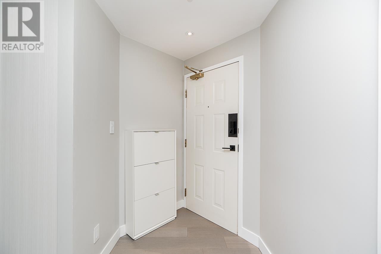 Listing Picture 5 of 33 : 505 4603 HAZEL STREET, Burnaby / 本拿比 - 魯藝地產 Yvonne Lu Group - MLS Medallion Club Member
