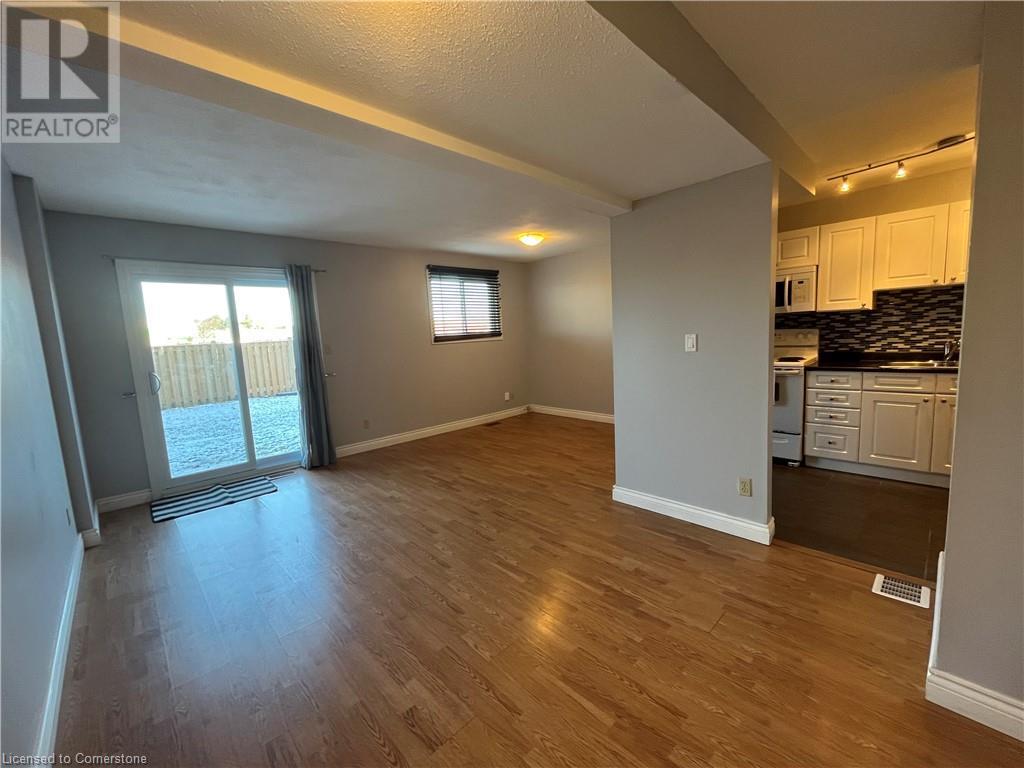 850 Datzell Lane, Kingston, Ontario  K7M 7P8 - Photo 8 - 40683317