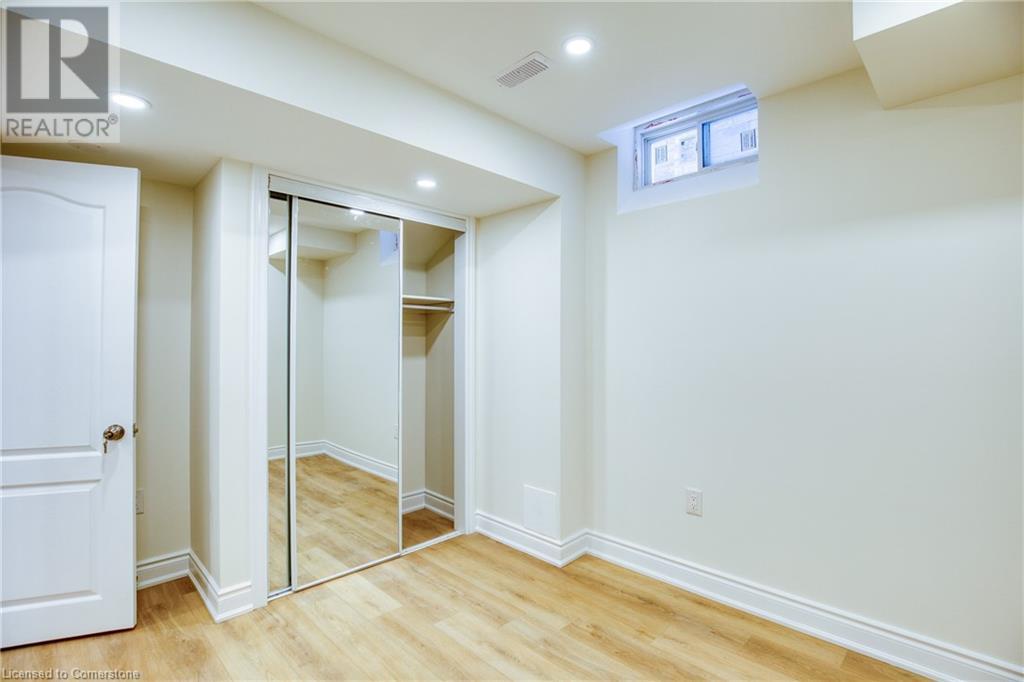 5557 Oscar Peterson Boulevard Unit# Bsmt, Mississauga, Ontario  L5M 0M8 - Photo 8 - 40686762