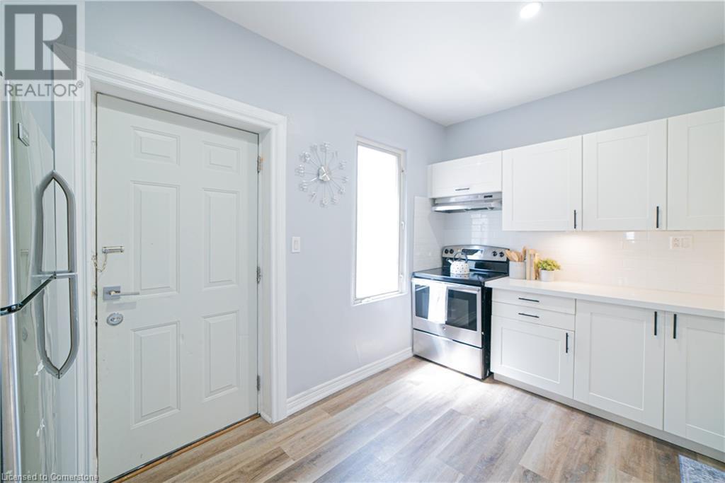 17 Kinrade Avenue, Hamilton, Ontario  L8L 6L5 - Photo 14 - 40686765