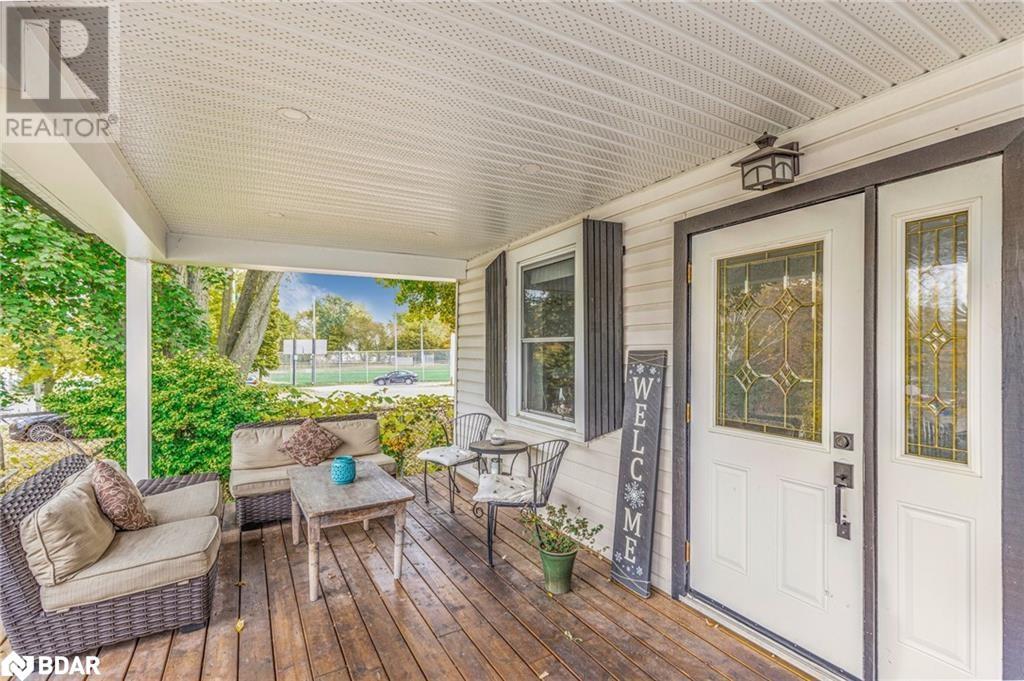 239 Pine Street, Newmarket, Ontario  L3Y 3R2 - Photo 4 - 40686623