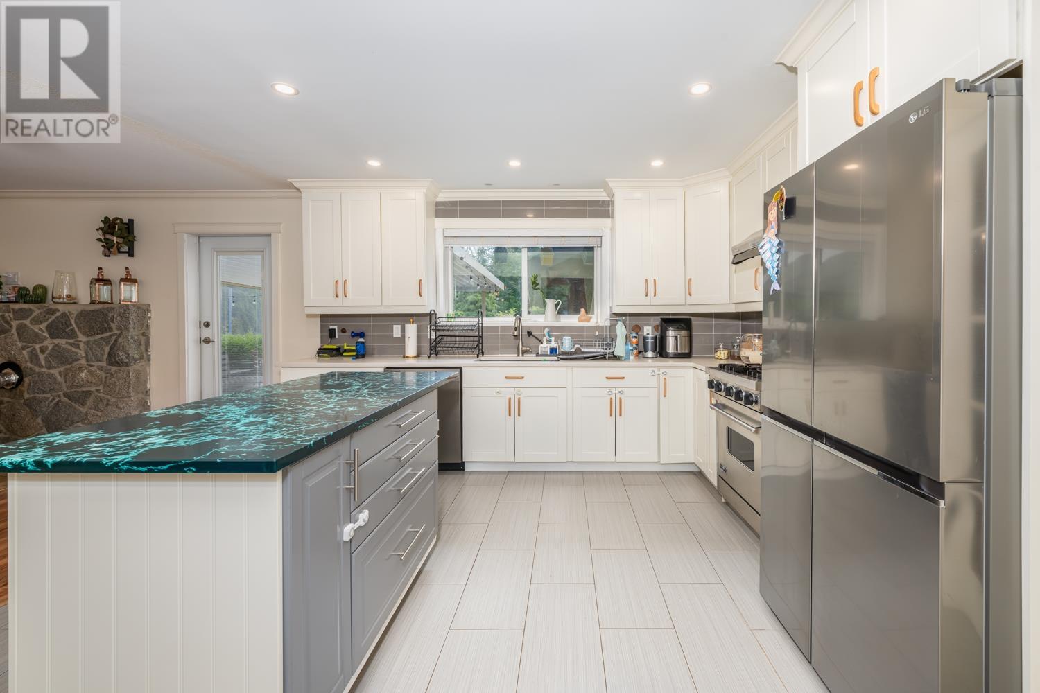 22312 132 Avenue, Maple Ridge, British Columbia  V4R 0A7 - Photo 13 - R2918858