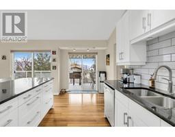 6212 Haker Place, peachland, British Columbia