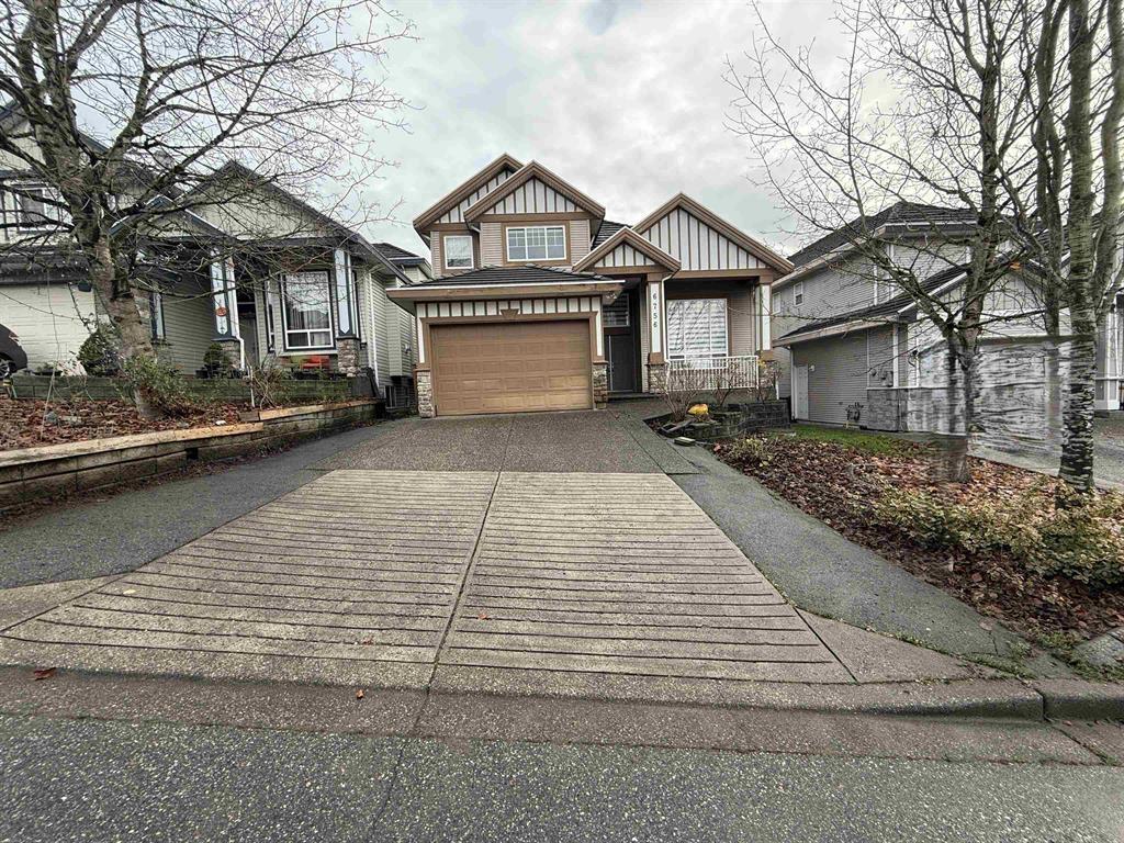 Property at 6756 145A STREET image 2
