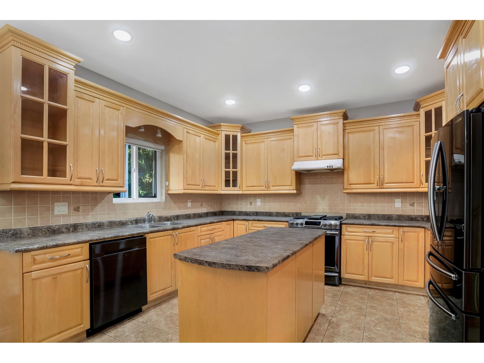 6756 145a Street, Surrey, British Columbia  V3S 0T2 - Photo 9 - R2948904
