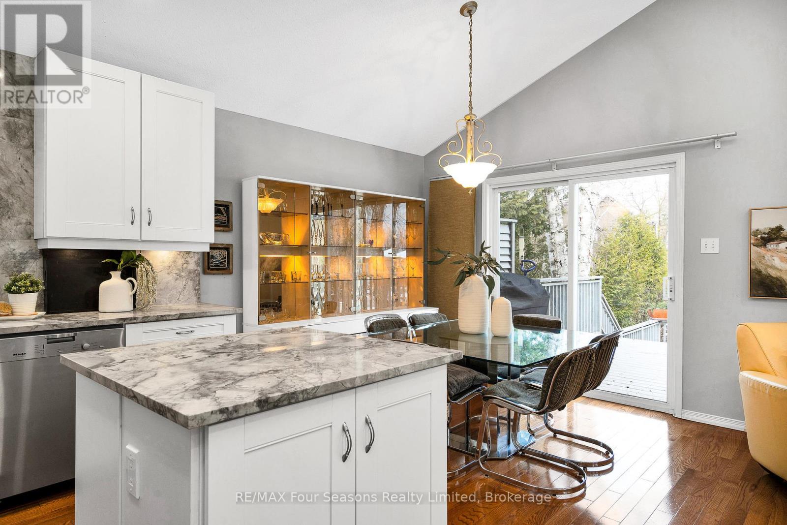 134 Fraser Crescent, Blue Mountains, Ontario  L9Y 0M8 - Photo 12 - X11902788