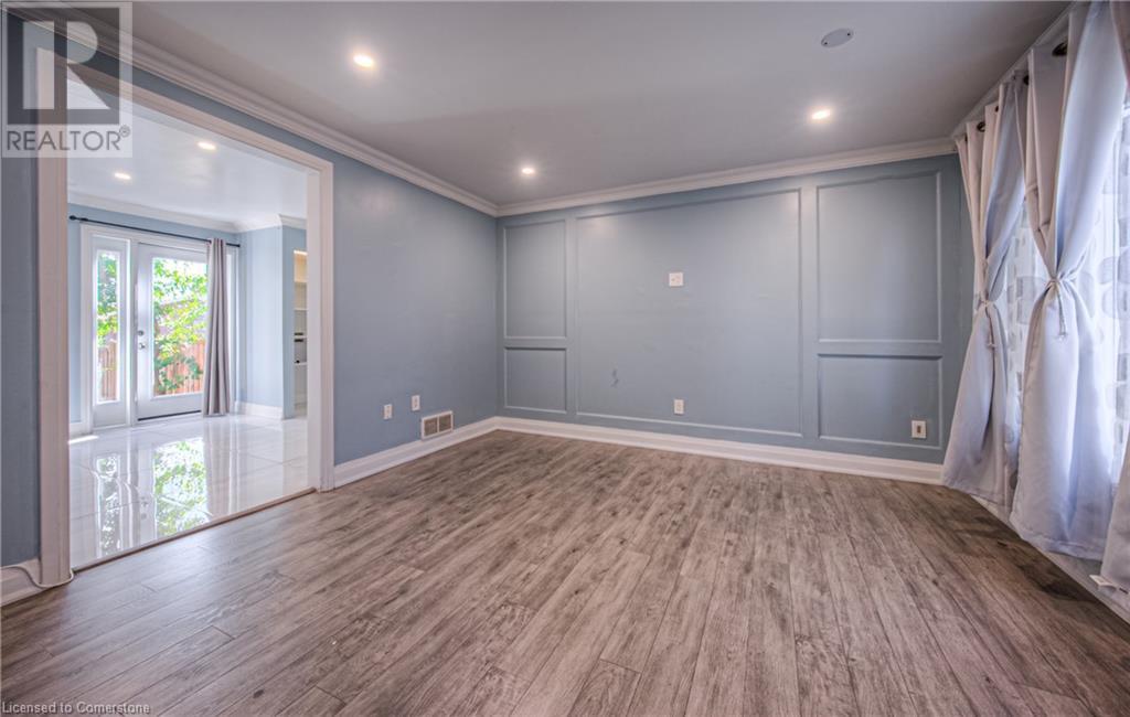 61 Winter Avenue, Cambridge, Ontario  N1R 5Z7 - Photo 4 - 40675216