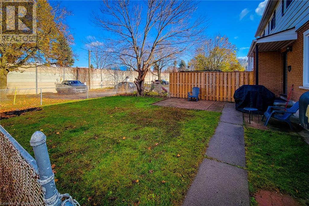 47 Metcalfe Crescent Unit# C, Brantford, Ontario  N3R 2L7 - Photo 8 - 40681186