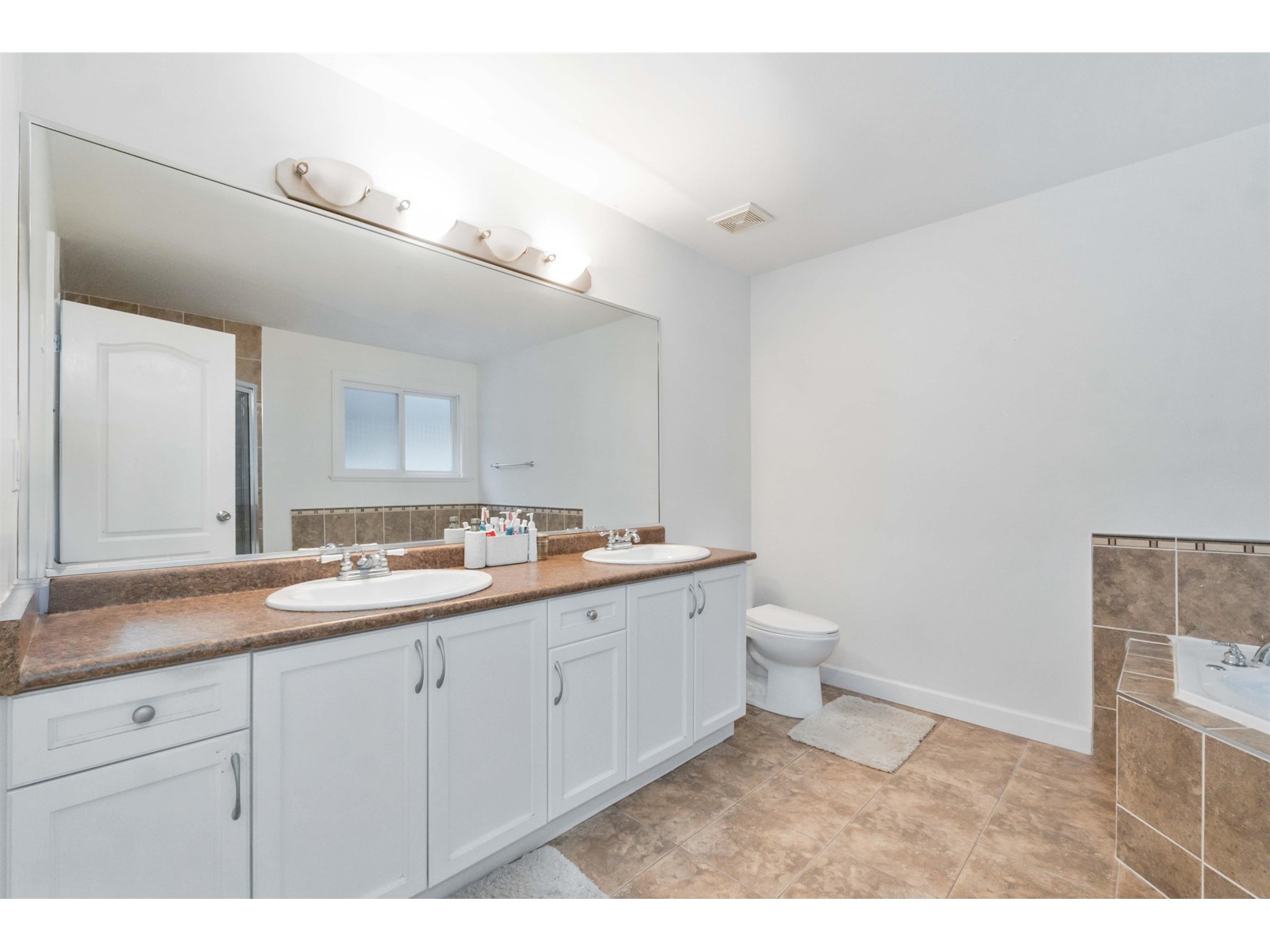 7235 199a Street, Langley, British Columbia  V2Y 3J2 - Photo 19 - R2951740