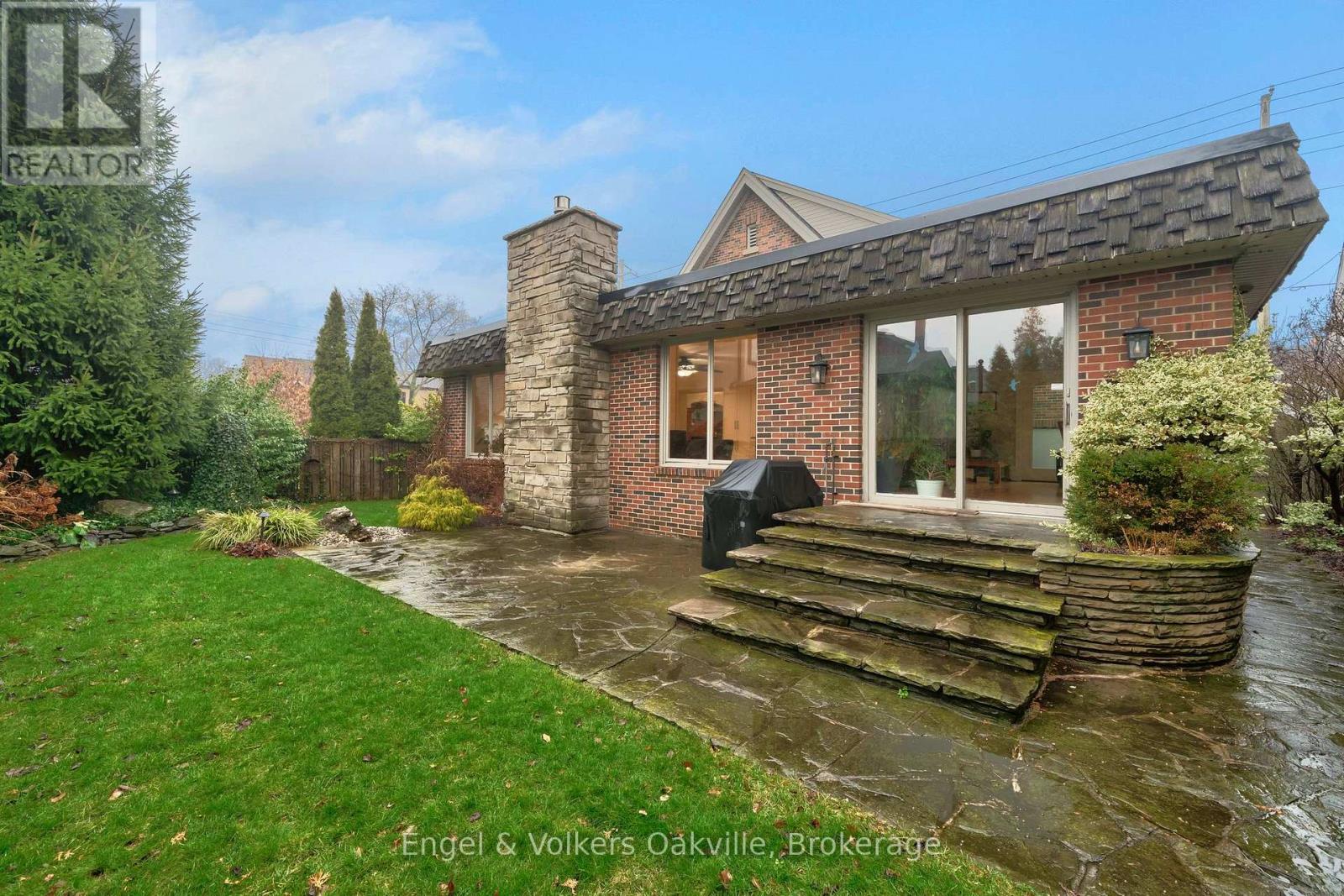 514 Maple Avenue, Hamilton (Delta), Ontario  L8K 1K8 - Photo 35 - X11902812