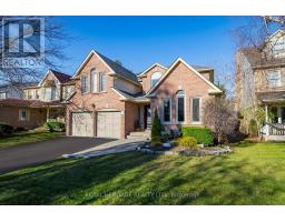 14 BALSDON CRESCENT, Whitby, Ontario