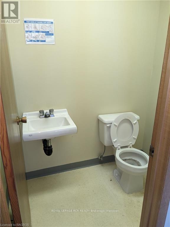 137 George Street W, West Grey (Durham), Ontario  N0G 1R0 - Photo 16 - X10848747