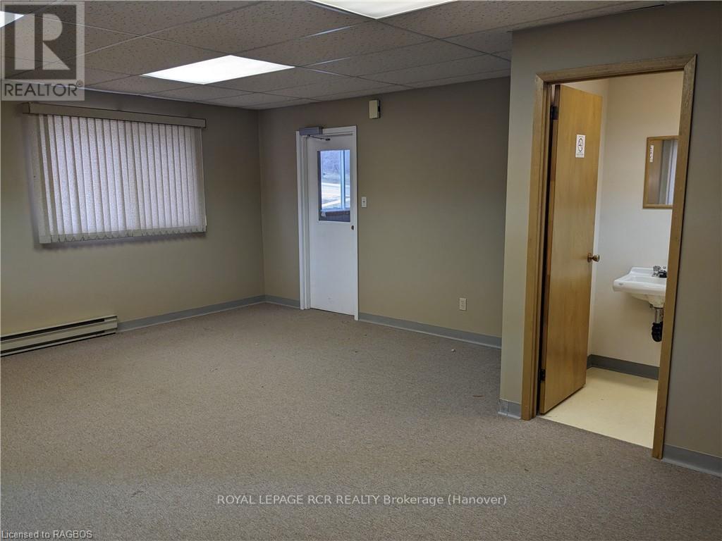 137 George Street W, West Grey (Durham), Ontario  N0G 1R0 - Photo 19 - X10848747