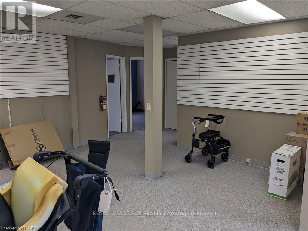 137 George Street W, West Grey (Durham), Ontario  N0G 1R0 - Photo 23 - X10848747