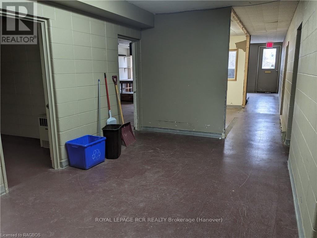 137 George Street W, West Grey (Durham), Ontario  N0G 1R0 - Photo 30 - X10848747