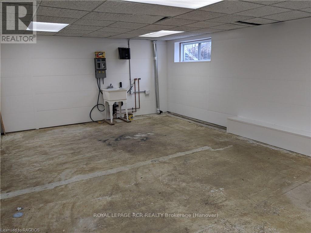 137 George Street W, West Grey (Durham), Ontario  N0G 1R0 - Photo 32 - X10848747