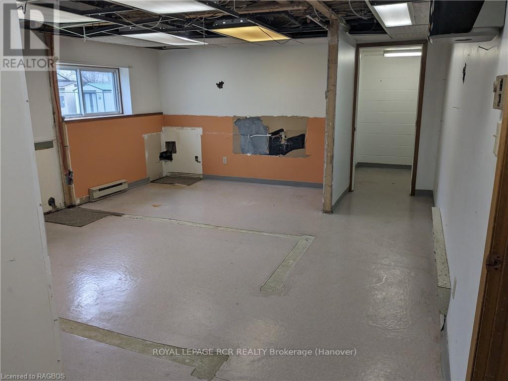 137 George Street W, West Grey (Durham), Ontario  N0G 1R0 - Photo 33 - X10848747