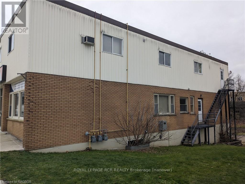 137 George Street W, West Grey (Durham), Ontario  N0G 1R0 - Photo 4 - X10848747