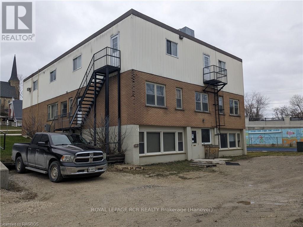 137 George Street W, West Grey (Durham), Ontario  N0G 1R0 - Photo 5 - X10848747