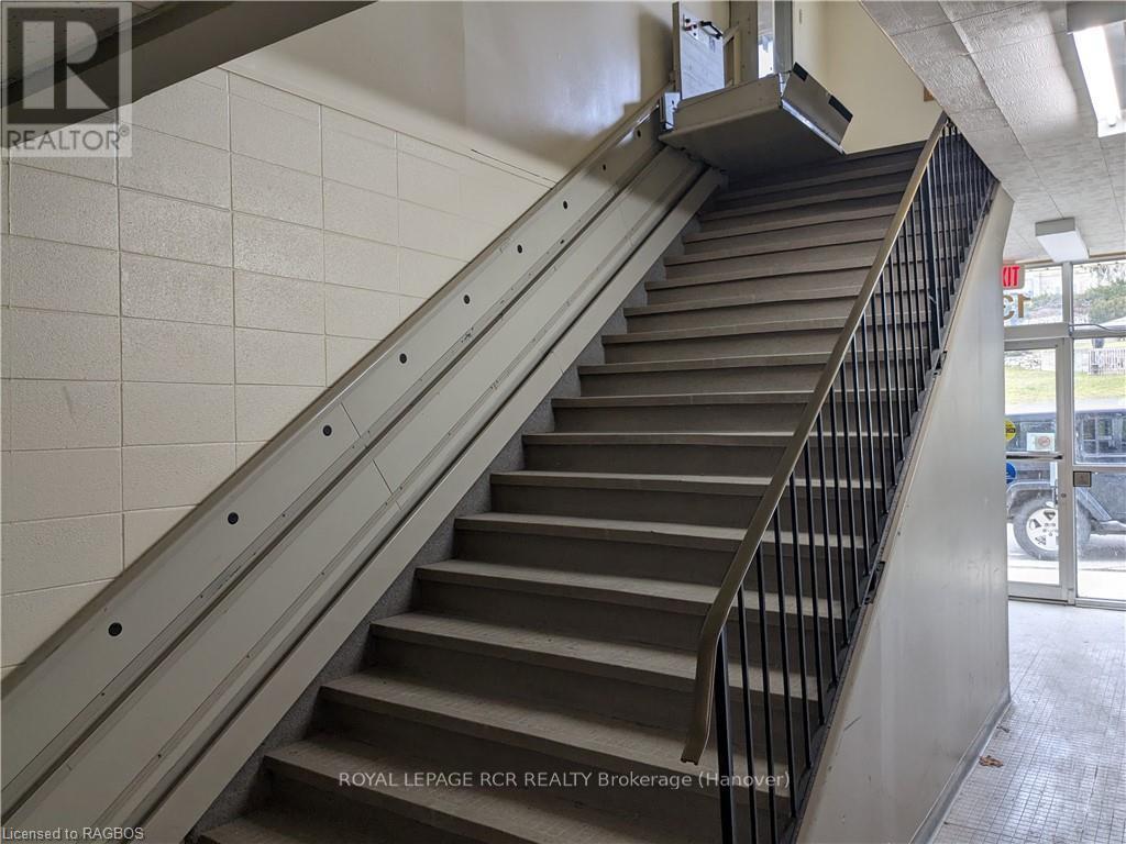 137 George Street W, West Grey (Durham), Ontario  N0G 1R0 - Photo 7 - X10848747