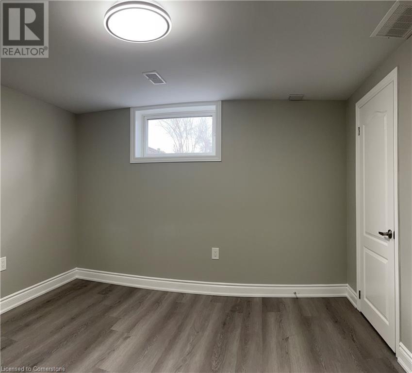 170 Cedardale Avenue, Hamilton, Ontario  L8E 1R1 - Photo 10 - 40686814