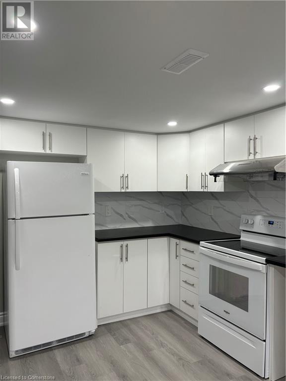 170 Cedardale Avenue, Hamilton, Ontario  L8E 1R1 - Photo 4 - 40686814