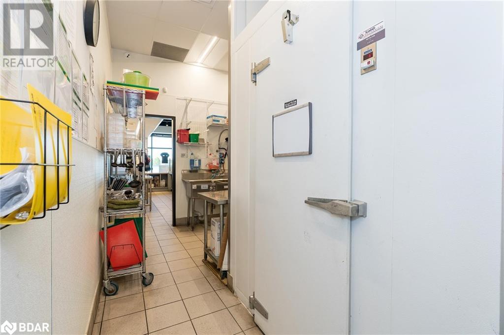 1484 Innisfil Beach Road, Innisfil, Ontario  L9S 4J1 - Photo 18 - 40686778