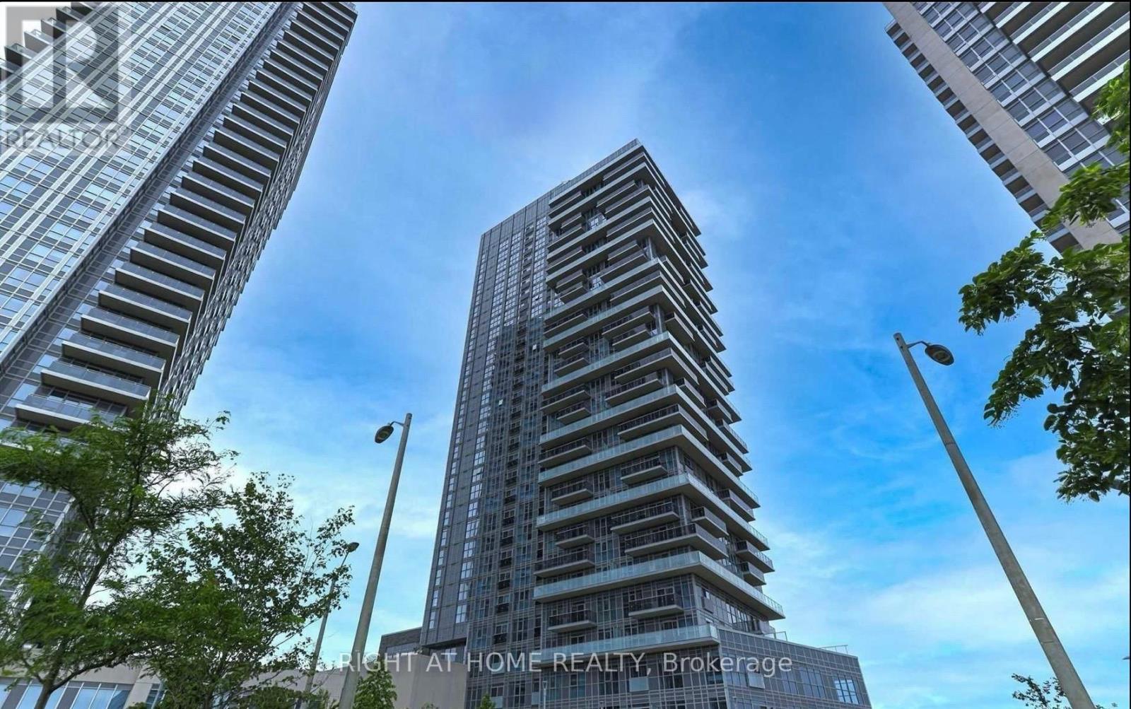 710 - 225 Village Green Square, Toronto, Ontario  M1S 0N4 - Photo 1 - E11902809