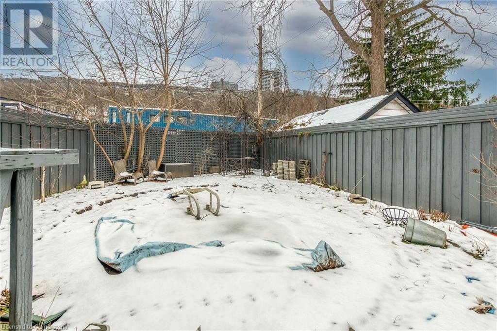 356 Cumberland AvenueHamilton, Ontario  L8M 2A2 - Photo 11 - 40686480