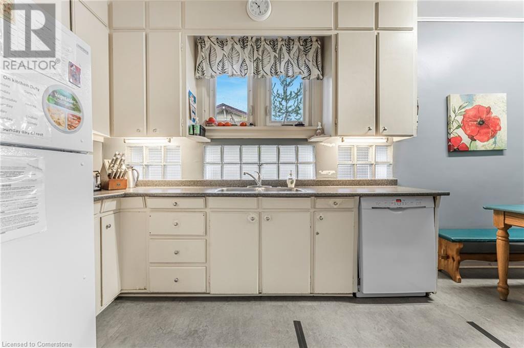 371 Niagara Street, Welland, Ontario  L3C 1L1 - Photo 14 - 40673940