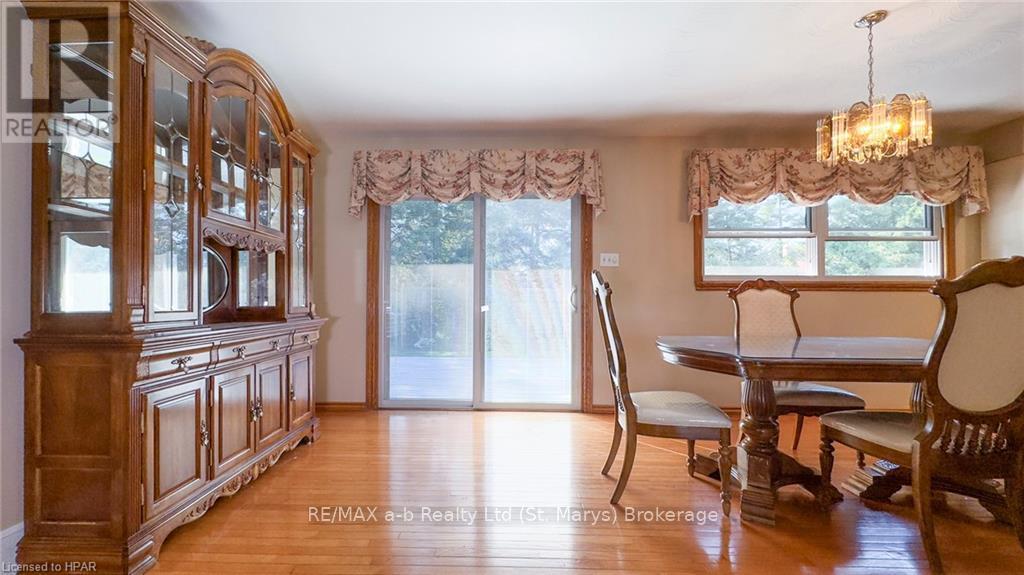 93 Langford Dr Drive, Lucan Biddulph, Ontario  N0M 2J0 - Photo 11 - X10780566