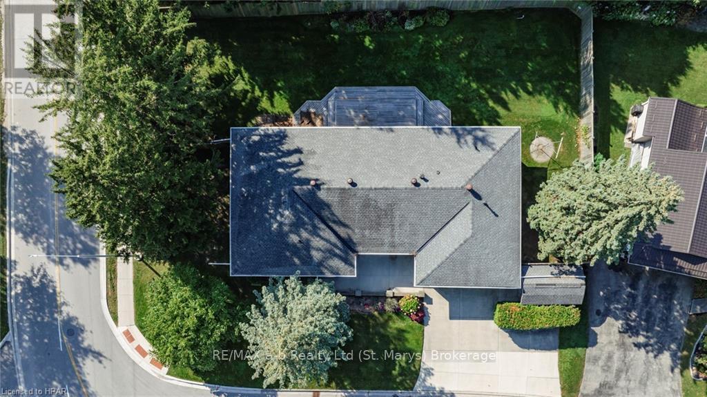 93 Langford Dr Drive, Lucan Biddulph, Ontario  N0M 2J0 - Photo 39 - X10780566