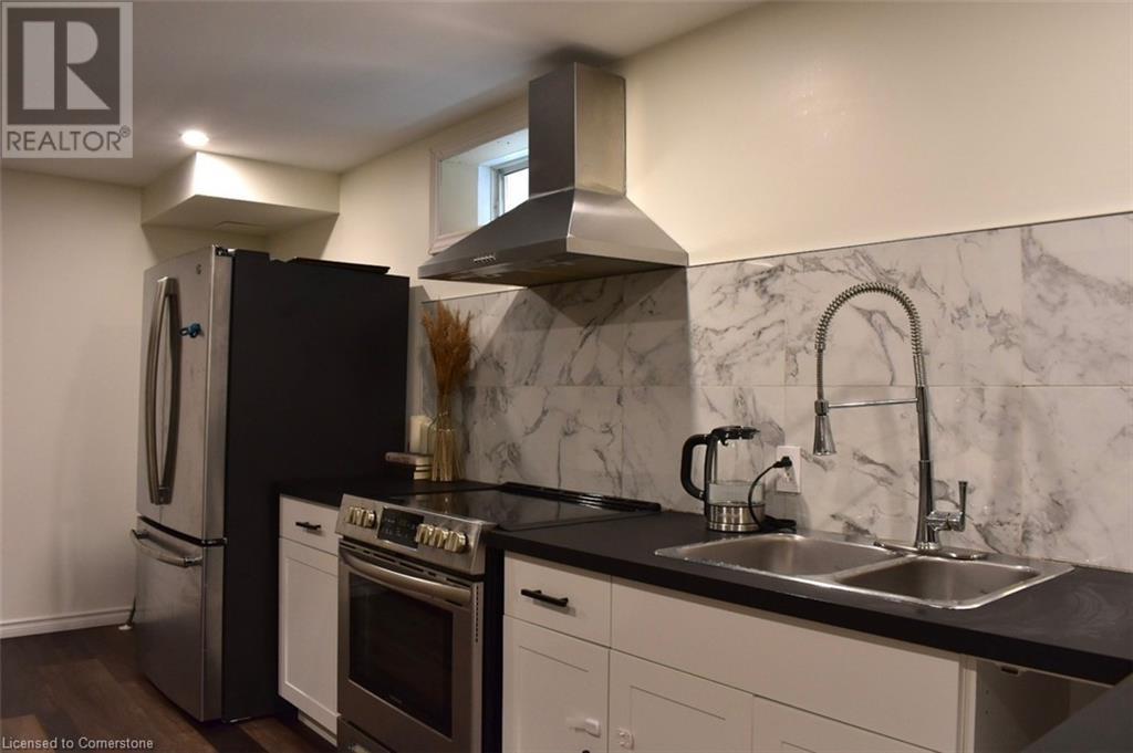 16 Jeremiah Court, Hamilton, Ontario  L8V 0A3 - Photo 14 - 40682912