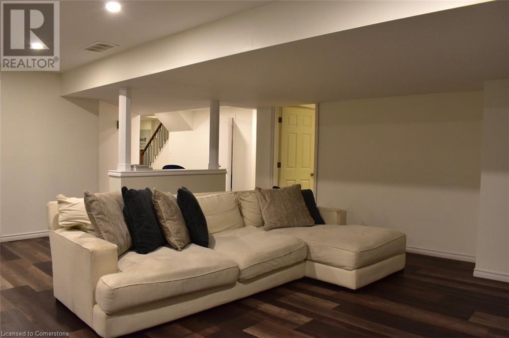 16 Jeremiah Court, Hamilton, Ontario  L8V 0A3 - Photo 12 - 40682912